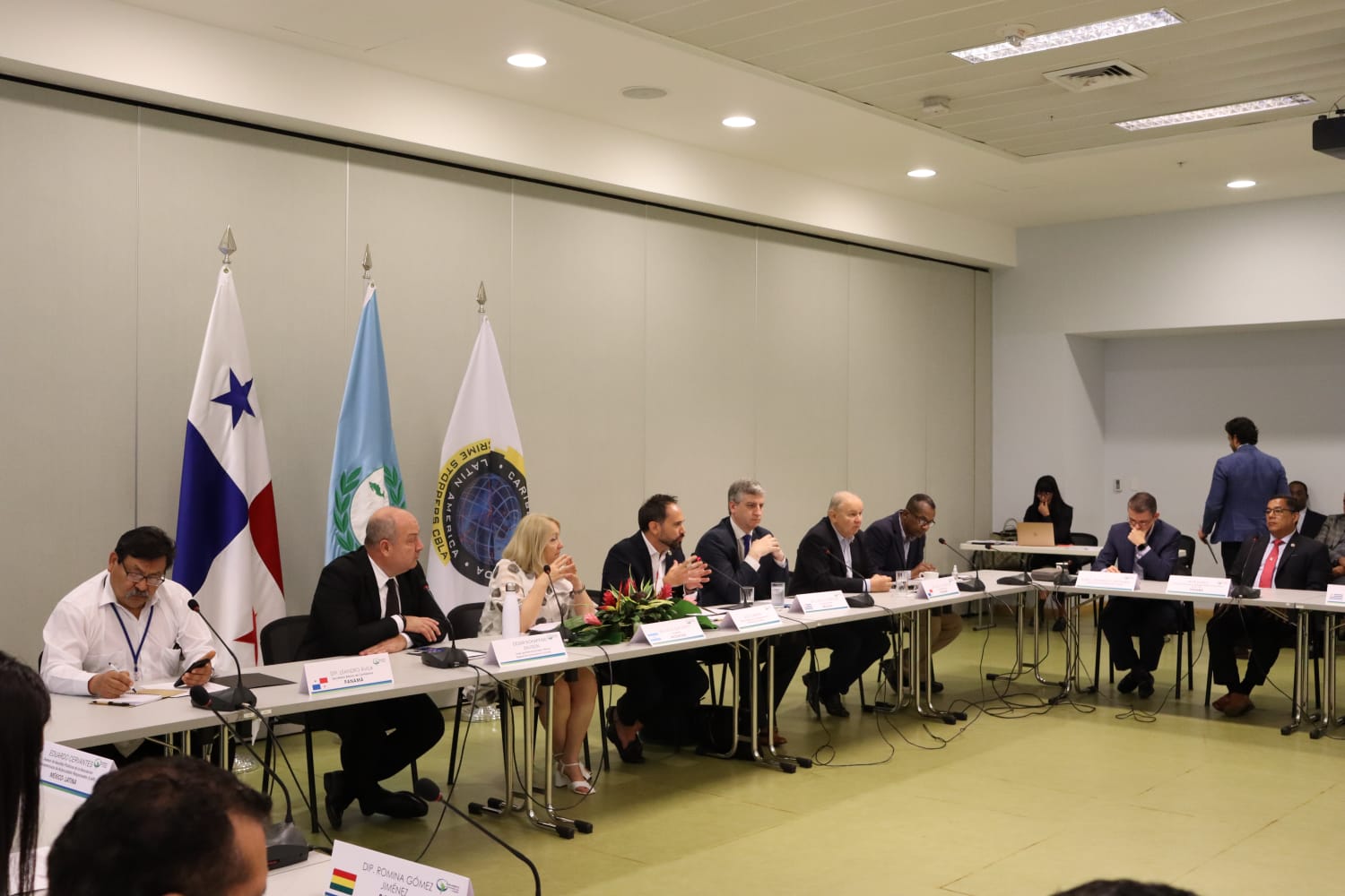 Exhortan a países a implementar ley modelo sobre extinsión de dominio contra ilícito